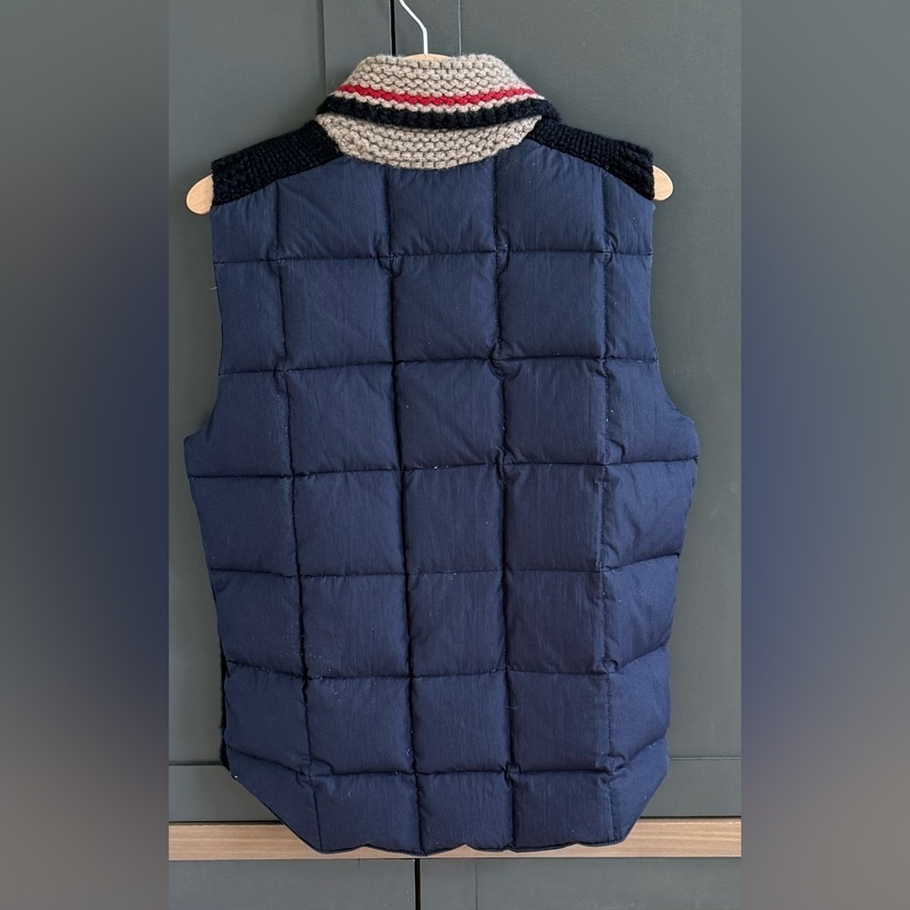 K516 Cotton Knit Down & Feather fill Vest with pockets - Picture 5 of 5